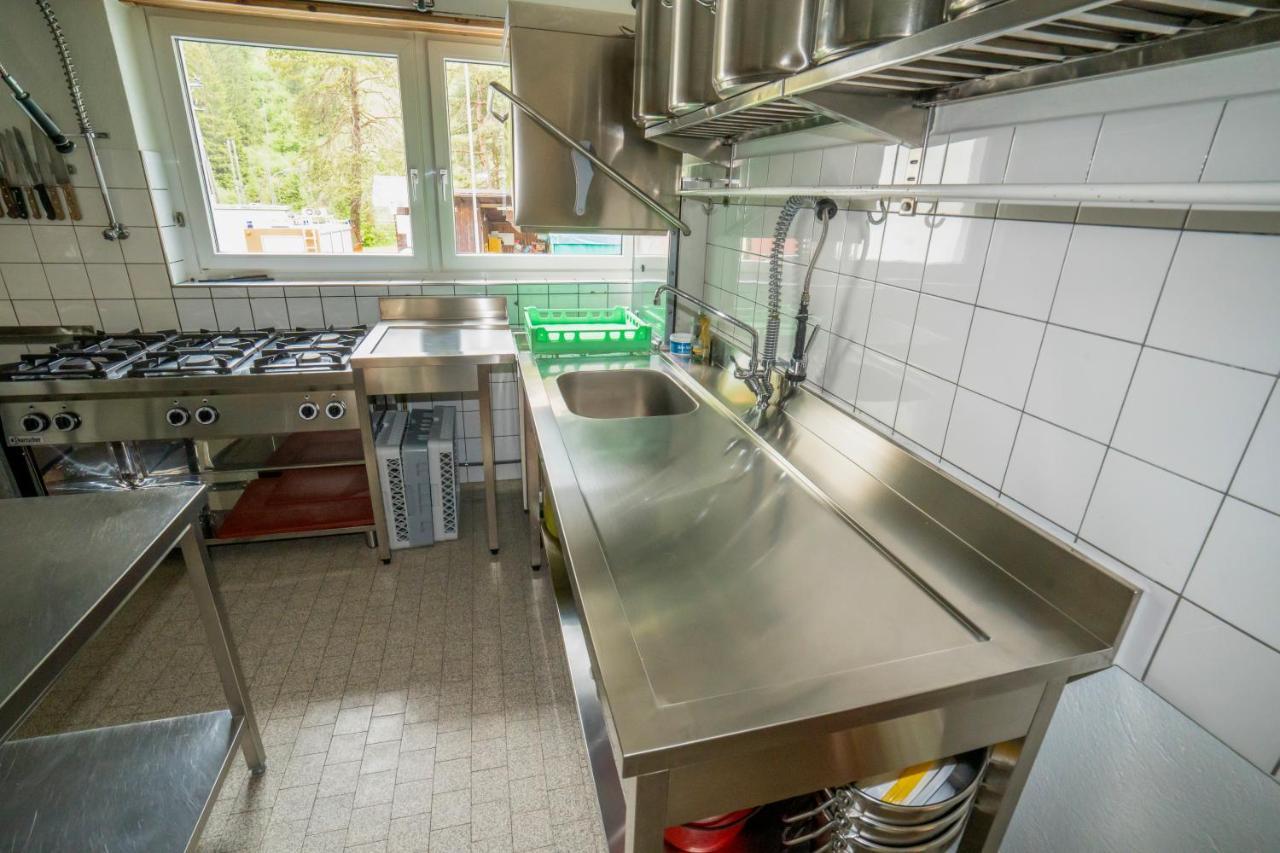 Pensiun Lischana Sent Eksteriør billede